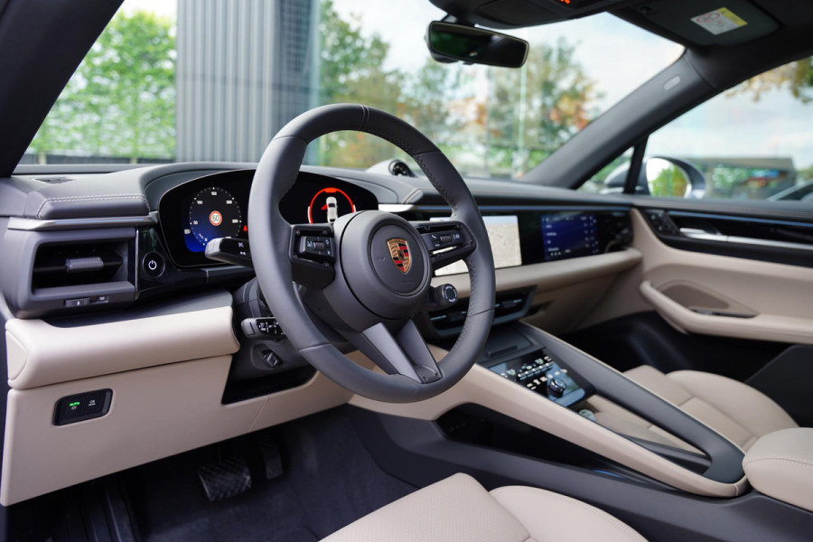 Porsche Macan 4 Voll. Beige 22 Inch Luchtvering Bijrijderdisplay
