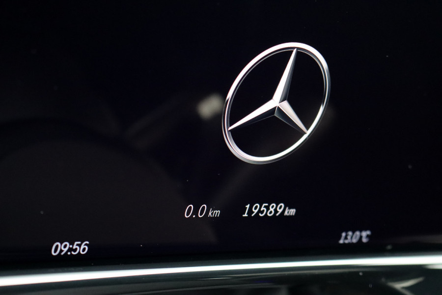 Mercedes-Benz E-Klasse Estate 300 e AMG Line Aut9 | Hyperscreen | Distronic | Burmester | Memory | Verwarmd Stuurwiel | Digital Light | Keyless Go | Zonweringspakket | Augmented Reality |