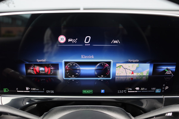 Mercedes-Benz E-Klasse Estate 300 e AMG Line Aut9 | Hyperscreen | Distronic | Burmester | Memory | Verwarmd Stuurwiel | Digital Light | Keyless Go | Zonweringspakket | Augmented Reality |