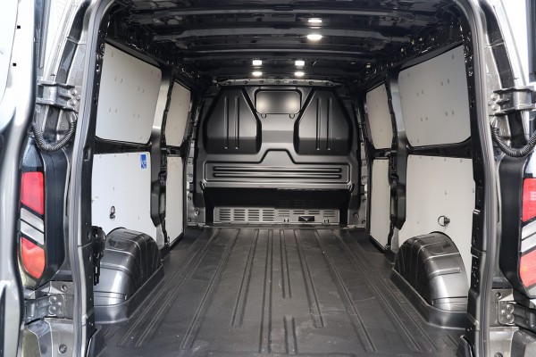 Ford Transit Custom 320 2.0 TDCI 170 PK L2H1 DC Limited | L+R Schuifdeur | ACC | Blind Spot | Camera | Lane Assist | Stoelverwarming | CarPlay | Nav | Raptor Edition | Trekhaak | 6-Zitter | MODELJAAR 2025 | Verlengde fabrieksgarantie tot 12-2029 | Dubbel Cabine