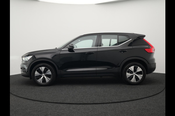Volvo XC40 1.5 T4 Recharge Inscription Plug In Hybrid Dealer O.H. PHEV | Sportstoelen Verwarmd | Navigatie | Camera | Apple Carplay | Virtual | Stuurwiel Verwarmd | Cruise Control | Climate Control | DAB |