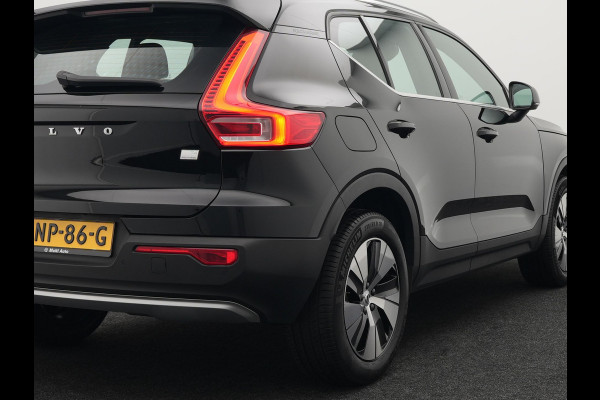 Volvo XC40 1.5 T4 Recharge Inscription Plug In Hybrid Dealer O.H. PHEV | Sportstoelen Verwarmd | Navigatie | Camera | Apple Carplay | Virtual | Stuurwiel Verwarmd | Cruise Control | Climate Control | DAB |