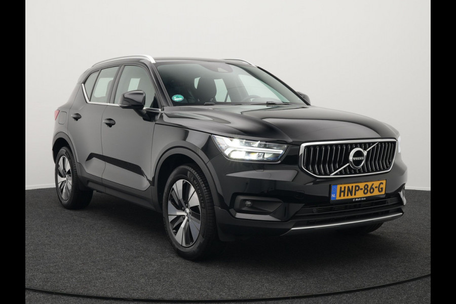 Volvo XC40 1.5 T4 Recharge Inscription Plug In Hybrid Dealer O.H. PHEV | Sportstoelen Verwarmd | Navigatie | Camera | Apple Carplay | Virtual | Stuurwiel Verwarmd | Cruise Control | Climate Control | DAB |
