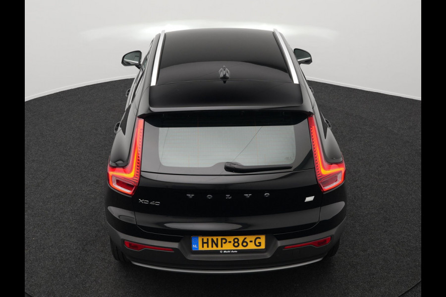 Volvo XC40 1.5 T4 Recharge Inscription Plug In Hybrid Dealer O.H. PHEV | Sportstoelen Verwarmd | Navigatie | Camera | Apple Carplay | Virtual | Stuurwiel Verwarmd | Cruise Control | Climate Control | DAB |