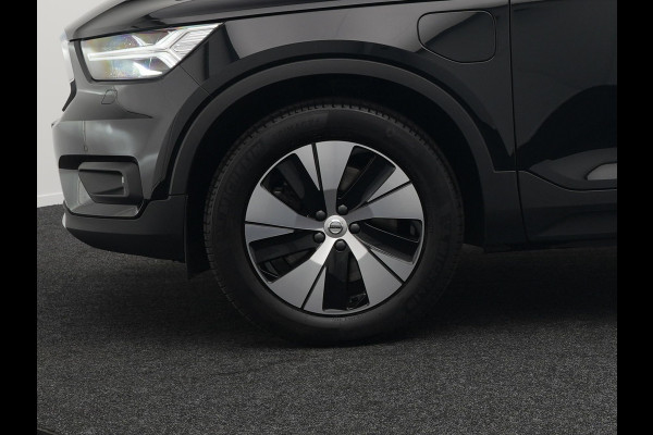 Volvo XC40 1.5 T4 Recharge Inscription Plug In Hybrid Dealer O.H. PHEV | Sportstoelen Verwarmd | Navigatie | Camera | Apple Carplay | Virtual | Stuurwiel Verwarmd | Cruise Control | Climate Control | DAB |