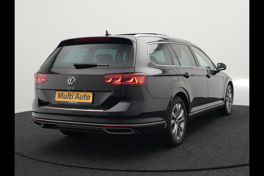 Volkswagen Passat Variant 1.4 TSI GTE Plug In Hybrid Dealer O.H. PHEV | Panodak | Alcantara Sportstoelen Massage | Trekhaak af Fabriek | Adaptive Cruise | Virtual | Navigatie | 360 Camera | Apple Carplay | Sfeerverlichting | DAB | Stoel & Stuurverwarming |