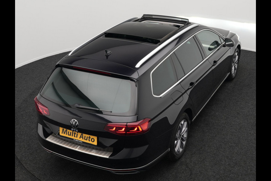 Volkswagen Passat Variant 1.4 TSI GTE Plug In Hybrid Dealer O.H. PHEV | Panodak | Alcantara Sportstoelen Massage | Trekhaak af Fabriek | Adaptive Cruise | Virtual | Navigatie | 360 Camera | Apple Carplay | Sfeerverlichting | DAB | Stoel & Stuurverwarming |