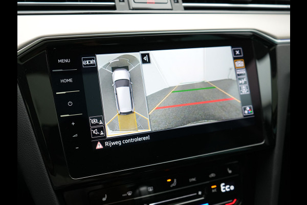 Volkswagen Passat Variant 1.4 TSI GTE Plug In Hybrid Dealer O.H. PHEV | Panodak | Alcantara Sportstoelen Massage | Trekhaak af Fabriek | Adaptive Cruise | Virtual | Navigatie | 360 Camera | Apple Carplay | Sfeerverlichting | DAB | Stoel & Stuurverwarming |