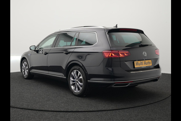 Volkswagen Passat Variant 1.4 TSI GTE Plug In Hybrid Dealer O.H. PHEV | Panodak | Alcantara Sportstoelen Massage | Trekhaak af Fabriek | Adaptive Cruise | Virtual | Navigatie | 360 Camera | Apple Carplay | Sfeerverlichting | DAB | Stoel & Stuurverwarming |