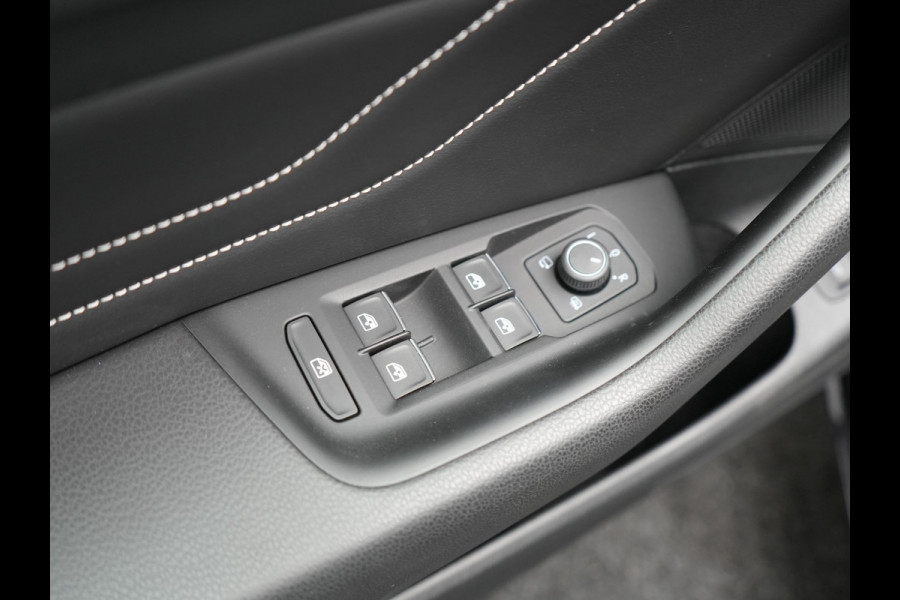 Volkswagen Passat Variant 1.4 TSI GTE Plug In Hybrid Dealer O.H. PHEV | Panodak | Alcantara Sportstoelen Massage | Trekhaak af Fabriek | Adaptive Cruise | Virtual | Navigatie | 360 Camera | Apple Carplay | Sfeerverlichting | DAB | Stoel & Stuurverwarming |