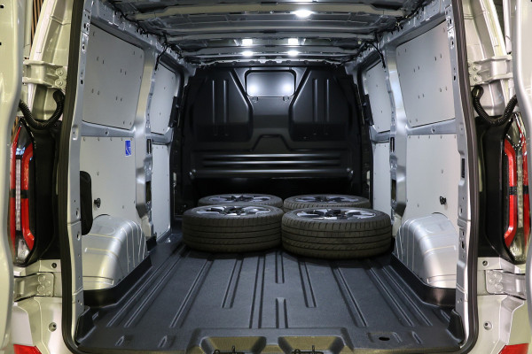 Ford Transit Custom 320 2.0 TDCI L2H1 Sport | ACC | Navigatie | CarPlay | Camera | Dubbel Schuifdeur | Stoelverwarming | Dodehoek detector | Lane Assist | 3-Zitter | Ex BPM