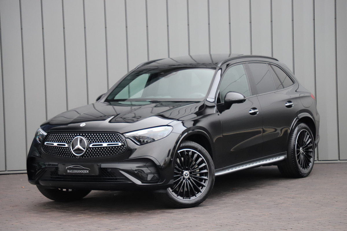 Mercedes-Benz GLC 300e AMG 4-Matic | 313PK | Pano | Head-up | Sfeerverlichting | Burmester | Memory | Stuurwielverw. | Keyles-go | 2024. Mercedes-Benz GLC 300e AMG 4-Matic | 313PK | Pano | Head-up | Sfeerverlichting | Burmester | Memory | Stuurwielverw. | Keyles-go | 2024.