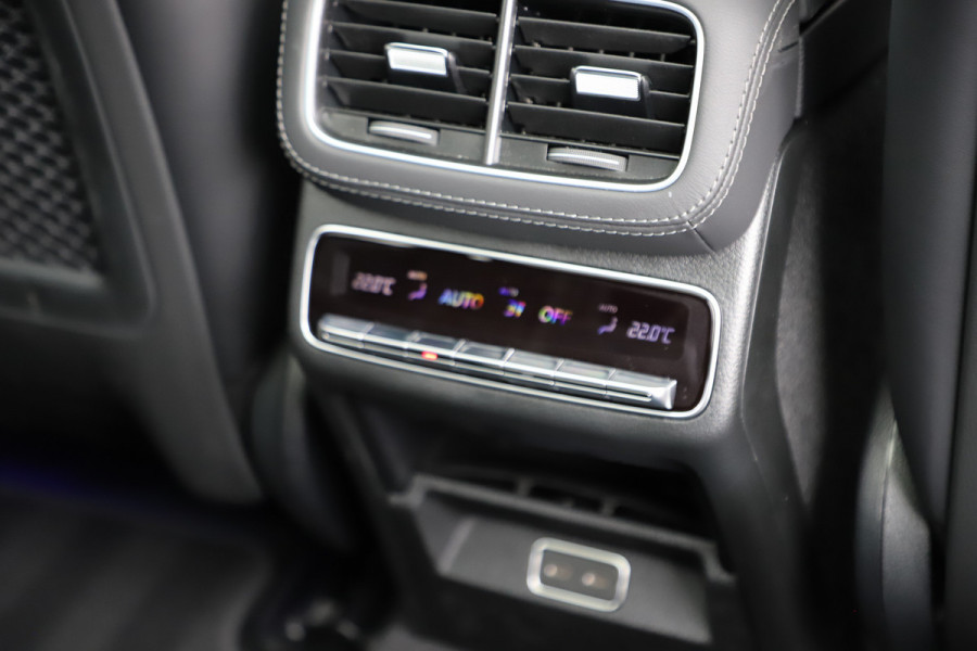 Mercedes-Benz GLE AMG 53 Hybrid 4MATIC+ | 585PK | Luchtvering | Massage | Head-up | Sfeerverlichting | Keyles-go | Burmester | Air-balance | 2024.