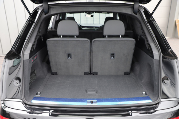 Audi SQ7 4.0 TFSI 507PK Quattro | 507PK | Achterasbesturing | Luchtvering | 7Pers | Massage | Head-up | Keyles-go | Carbon | Sfeerverlich