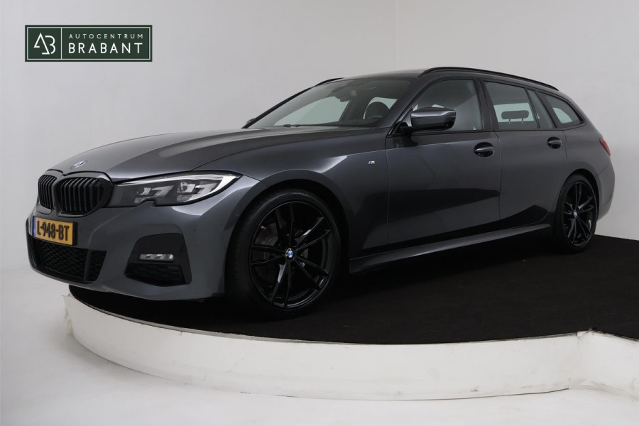 BMW 3 Serie Touring 320i High Executive (PANORAMADAK, TREKHAAK WEGKLAPBAAR, CAMERA, NAVIGATIE, NL-AUTO, DEALER ONDERHOUDEN)