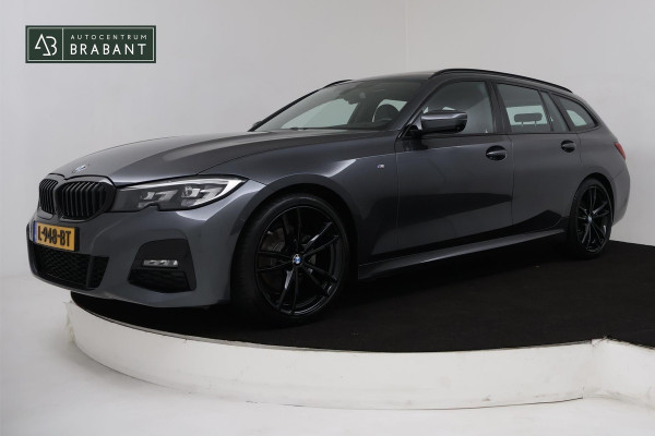 BMW 3 Serie Touring 320i High Executive (PANORAMADAK, TREKHAAK WEGKLAPBAAR, CAMERA, NAVIGATIE, NL-AUTO, DEALER ONDERHOUDEN)