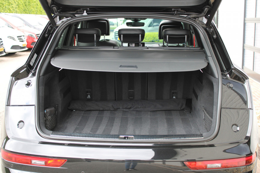 Audi Q5 3.0 TFSI / SQ5 quattro / V6T / Luchtvering / Panorama / BANG & OLUFSEN / Vol Opties / NIEUWSTAAT
