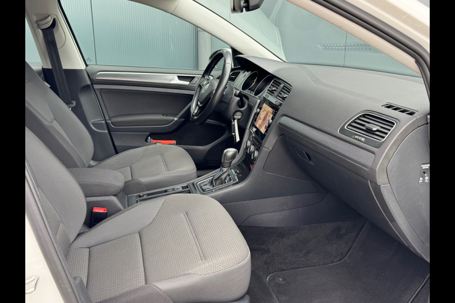 Volkswagen e-Golf * E-DITION * Warmtepomp * Clima *