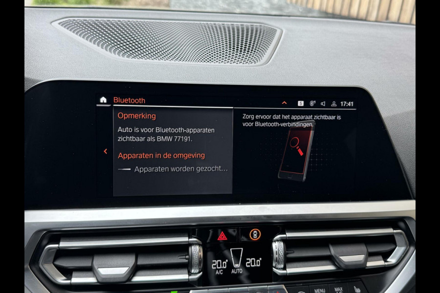 BMW 3 Serie Touring 330e Automaat | Leer | Adaptieve cruise control | DAB radio | Getint glas | LED verlichting | Stoelverwarming | Audio in