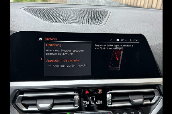 BMW 3 Serie Touring 330e Automaat | Leer | Adaptieve cruise control | DAB radio | Getint glas | LED verlichting | Stoelverwarming | Audio in