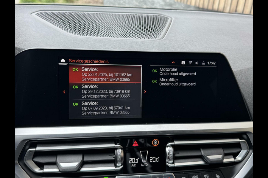 BMW 3 Serie Touring 330e Automaat | Leer | Adaptieve cruise control | DAB radio | Getint glas | LED verlichting | Stoelverwarming | Audio in