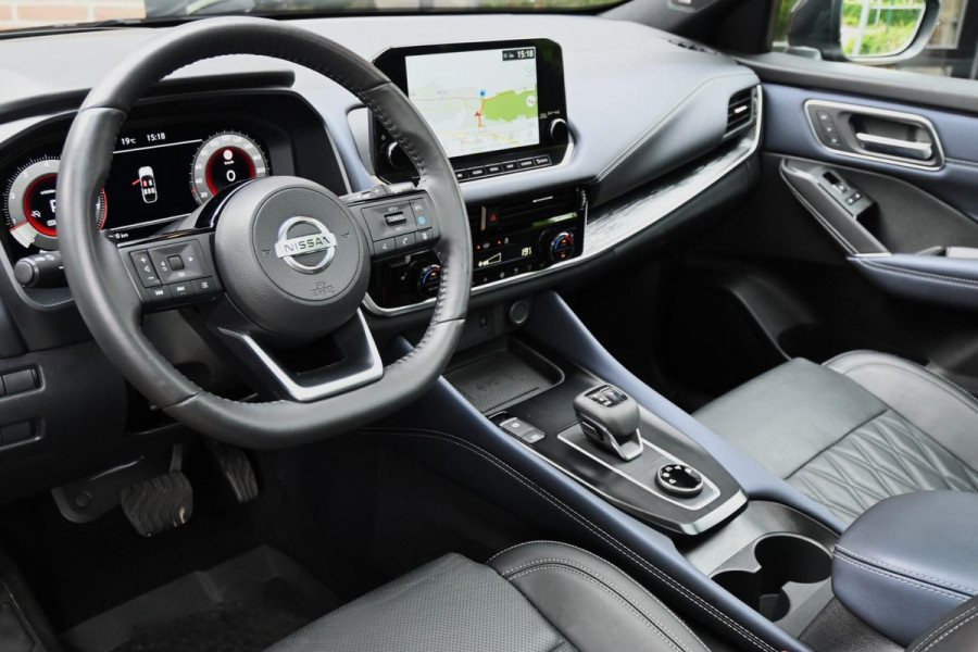 Nissan QASHQAI 1.3 MHEV Xtronic 4WD Tekna+ Plus Trekhaak Leder Pano '22