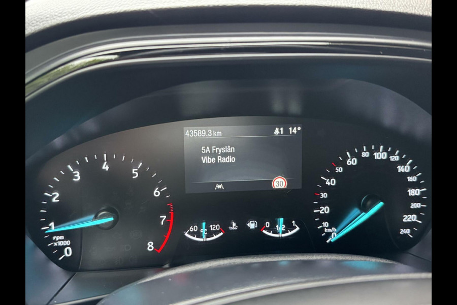 Ford FOCUS Wagon 1.0 EcoBoost Hybrid ST Line | Navigatiesysteem | Stoelverwarming | Stuurverwarming | LED verlichting | Apple CarPlay | Achteruit