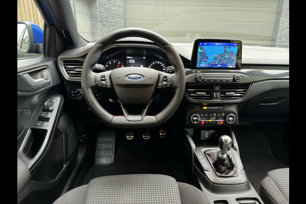 Ford FOCUS Wagon 1.0 EcoBoost Hybrid ST Line | Navigatiesysteem | Stoelverwarming | Stuurverwarming | LED verlichting | Apple CarPlay | Achteruit
