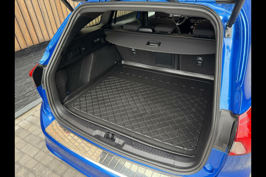 Ford FOCUS Wagon 1.0 EcoBoost Hybrid ST Line | Navigatiesysteem | Stoelverwarming | Stuurverwarming | LED verlichting | Apple CarPlay | Achteruit