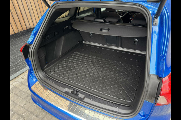 Ford FOCUS Wagon 1.0 EcoBoost Hybrid ST Line | Navigatiesysteem | Stoelverwarming | Stuurverwarming | LED verlichting | Apple CarPlay | Achteruit