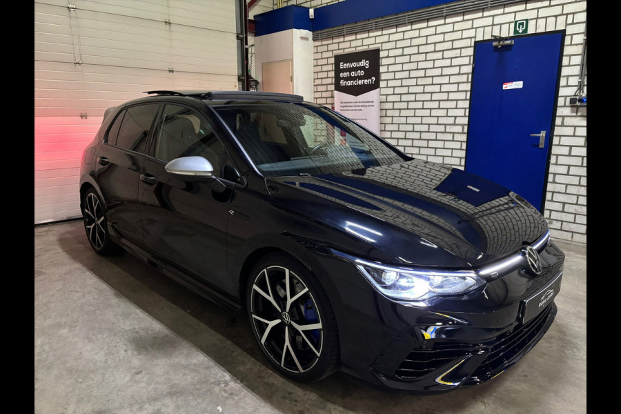 Volkswagen Golf 2.0 TSI R 4Motion Performance AKRA, PANO, LEER