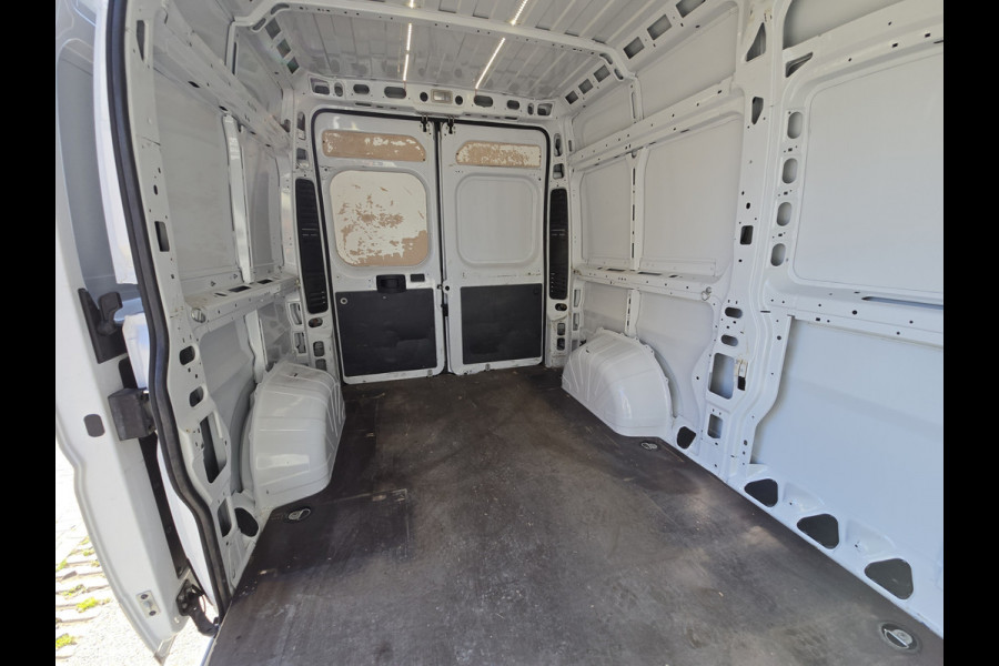 Fiat Ducato 30 2.3 MultiJet L2 H2 - 130 Pk - Euro 6 - Navi - Airco - Cruise Control