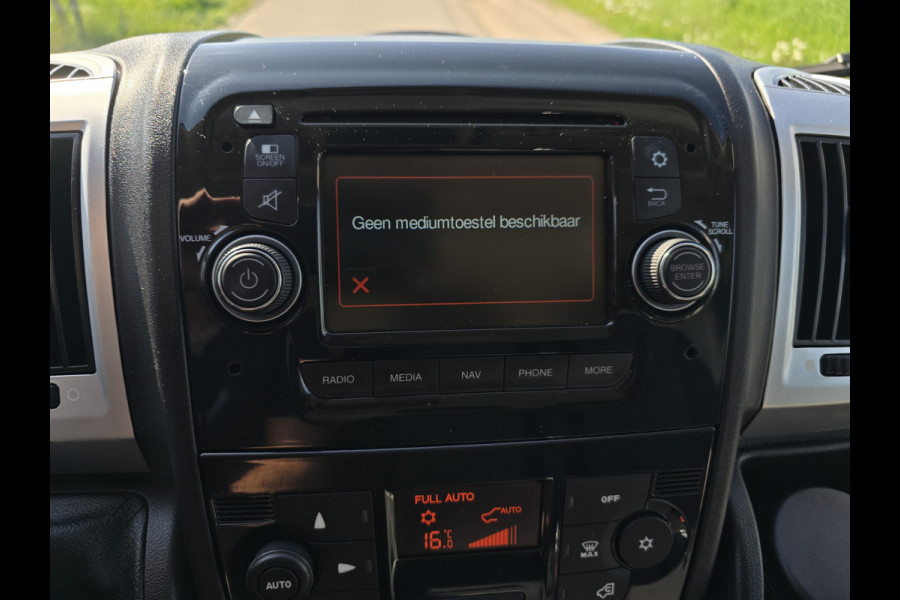 Fiat Ducato 30 2.3 MultiJet L2 H2 - 130 Pk - Euro 6 - Navi - Airco - Cruise Control