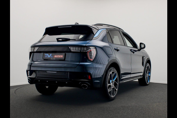 Lynk & Co 01 1.5 261PK Plug-in Hybrid *Zwarte hemel* 360* camera Pano/dak Apple/Carplay Adaptive/Cruise