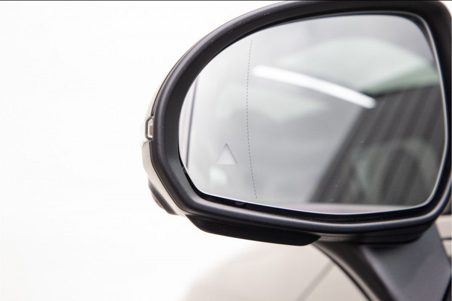 Mercedes-Benz GLC 300e 4MATIC AMG Premium, Nightpakket, Pano, Head-Up