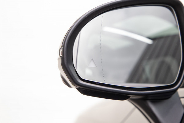 Mercedes-Benz GLC 300e 4MATIC AMG Premium, Nightpakket, Pano, Head-Up
