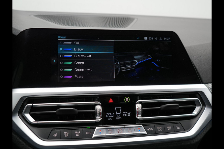 BMW 3 Serie Touring 320e M Sport Plug In Hybrid Dealer O.H PHEV | Adaptive Cruise | Alcantara Sportstoelen Verwarmd | 19"L.M | Sfeerverlichting | Carplay | DAB | Virtual | Navi Full Map |