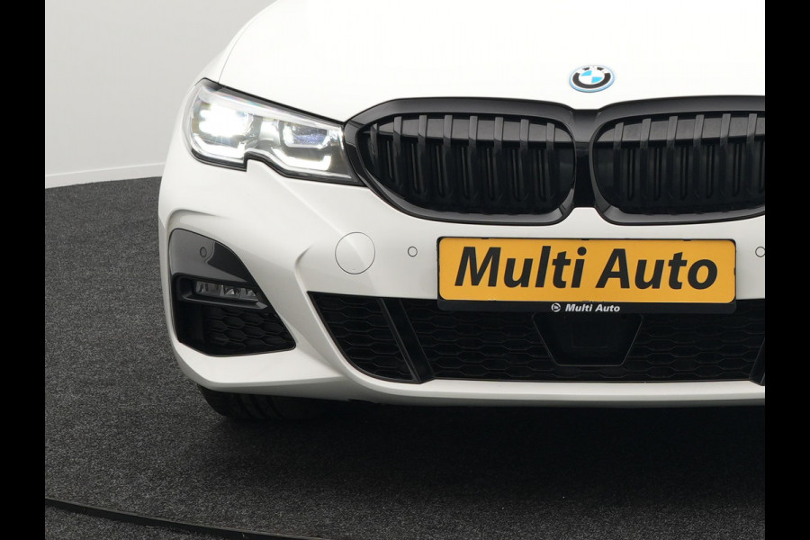 BMW 3 Serie Touring 320e M Sport Plug In Hybrid Dealer O.H PHEV | Adaptive Cruise | Alcantara Sportstoelen Verwarmd | 19"L.M | Sfeerverlichting | Carplay | DAB | Virtual | Navi Full Map |
