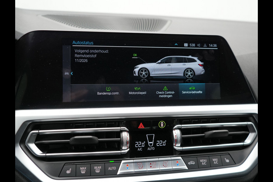 BMW 3 Serie Touring 320e M Sport Plug In Hybrid Dealer O.H PHEV | Adaptive Cruise | Alcantara Sportstoelen Verwarmd | 19"L.M | Sfeerverlichting | Carplay | DAB | Virtual | Navi Full Map |