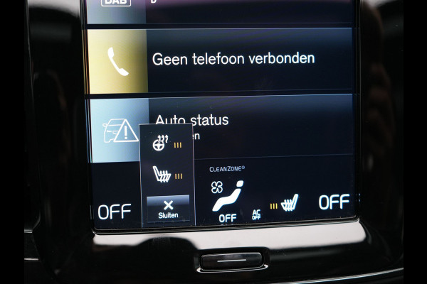 Volvo XC40 B4 R-Design | Panodak | Harman Kardon | Sportstoelen Alcantara Verwarmd | Camera | Carplay | Keyless | Navigatie |