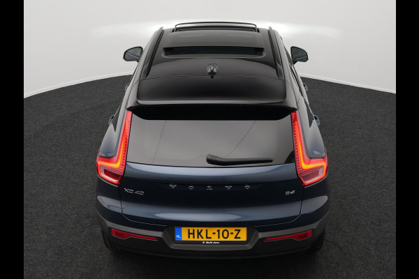 Volvo XC40 B4 R-Design | Panodak | Harman Kardon | Sportstoelen Alcantara Verwarmd | Camera | Carplay | Keyless | Navigatie |