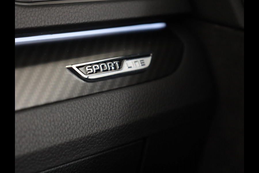 Škoda Superb Combi 1.5 TSI ACT Sportline Business 150 pk Automaat (DSG) | Navigatie | Panoramadak | Parkeersensoren | Achteruitrijcamera | Adaptieve cruise control | Stoelverwarming V+A |