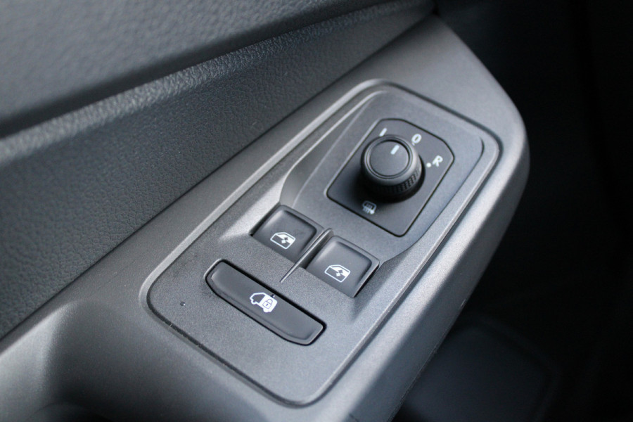 Ford Transit Connect 2.0 EcoBlue L2 Trend 100pk - Airco - Cruise - Navigatie - PDC - Rijklaar