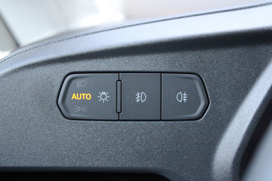 Ford Transit Connect 2.0 EcoBlue L2 Trend 100pk - Airco - Cruise - Navigatie - PDC - Rijklaar