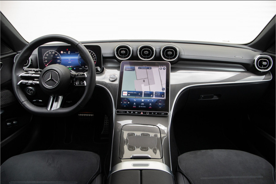 Mercedes-Benz C-Klasse Estate 300 e AMG Line, Distronic, Trekhaak, Camera, Hybrid 2024
