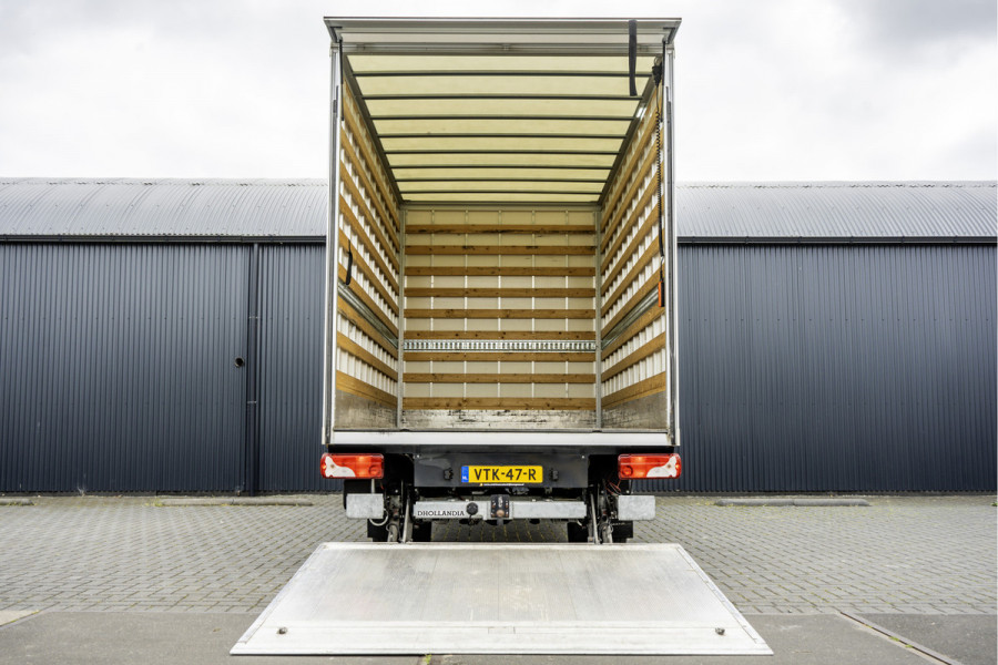 Mercedes-Benz Sprinter 519 CDI | 3.0V6 | Bakwagen met laadklep (1000KG) | Automaat | 3.5T Trekgewicht | Luchtgeveerd | Climate | Cruise | Euro 6