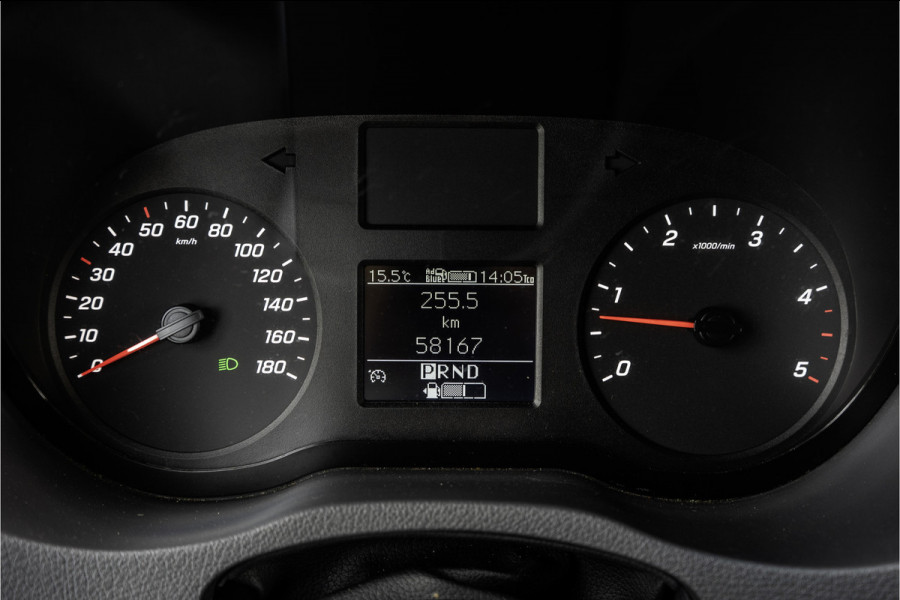 Mercedes-Benz Sprinter 519 CDI | 3.0V6 | Bakwagen met laadklep (1000KG) | Automaat | 3.5T Trekgewicht | Luchtgeveerd | Climate | Cruise | Euro 6