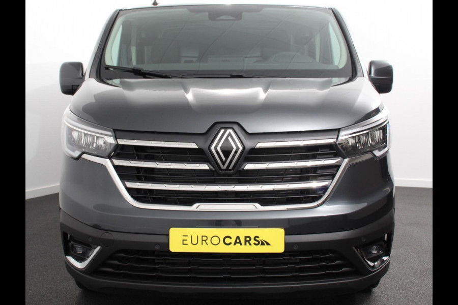 Renault Trafic 2.0 Blue dCi 110 T30 L2H1 Advance Navigatie bluetooth DAB Camera Airco Trekhaak Houten bekleding Lichtmetalen velgen