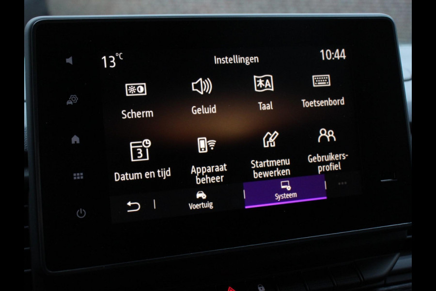 Renault Trafic 2.0 Blue dCi 110 T30 L2H1 Advance Navigatie bluetooth DAB Camera Airco Trekhaak Houten bekleding Lichtmetalen velgen