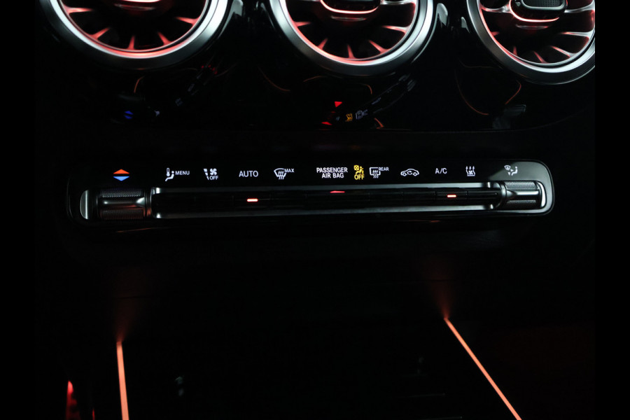 Mercedes-Benz EQA 250 AMG Line 67 kWh | AMG Line | Stoelverwarming | LED koplampen | Dodehoekassistent | Sfeerverlichting | Inclusief 48 maanden Mercedes-Benz Certified garantie voor Europa.